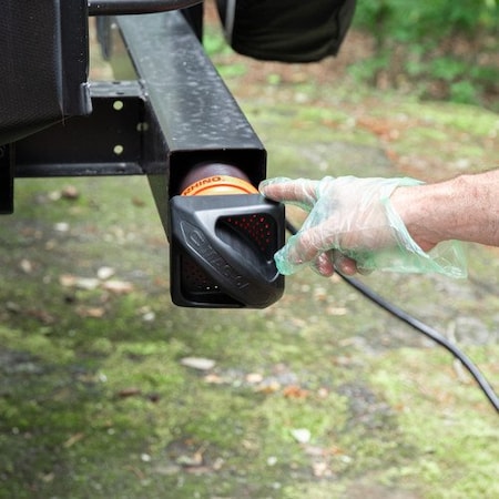 Camco BUMPER CAP, MAGNETIC W/LUG FITTING 40311